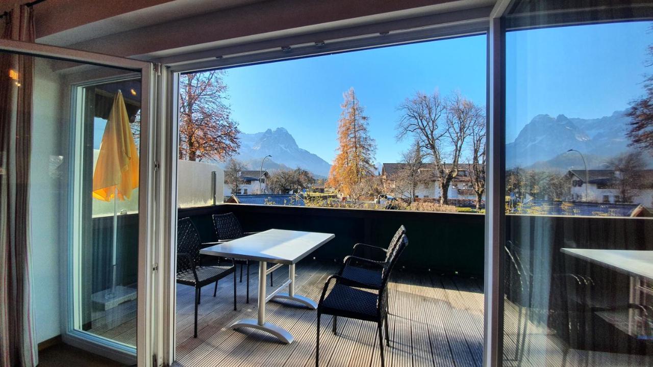 Hilleprandt - Adults Only Aparthotel Garmisch-Partenkirchen Exterior foto